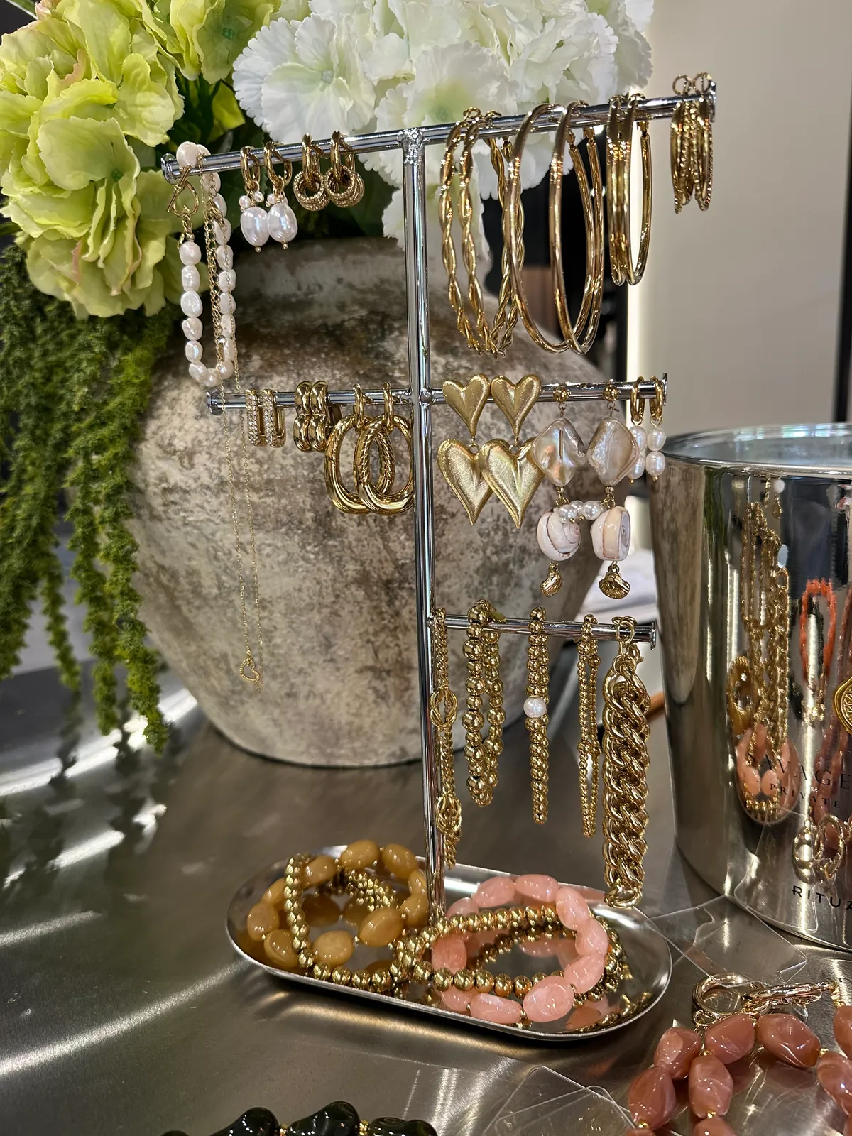 SCHMUCK